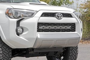 Toyota 4Runner LED Light Kit - Front - Rough Country - Bumper Mount | 30